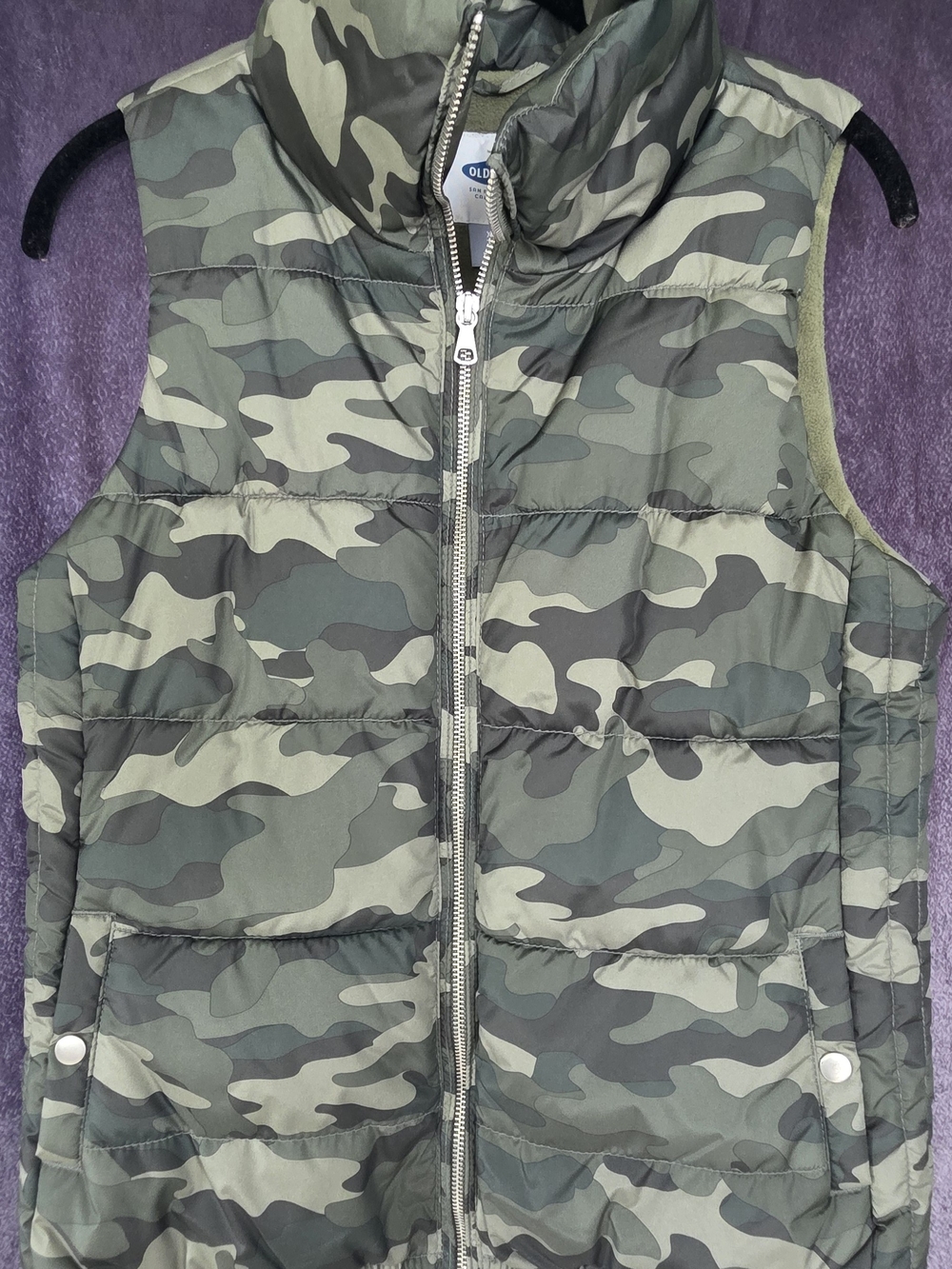 Old Navy Kids' Green Camo Puffer Vest